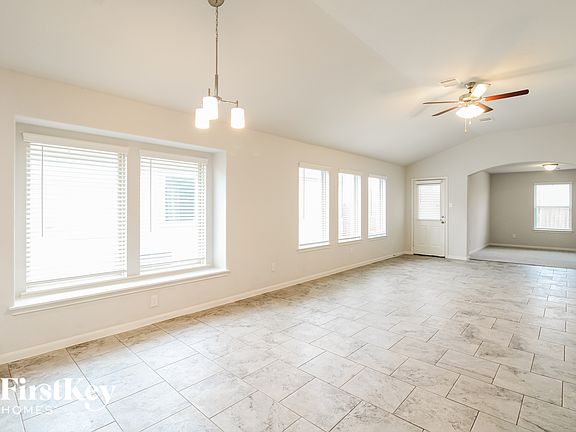 4th image of 723 Norwalk Dr