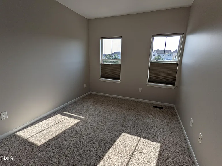 5313 Cambridgeshire Loop — Photo 20