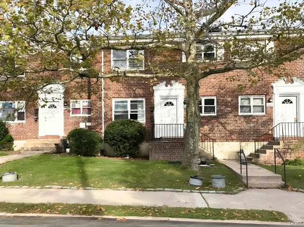 1010 Bay 30th St #A, Far Rockaway, NY 11691