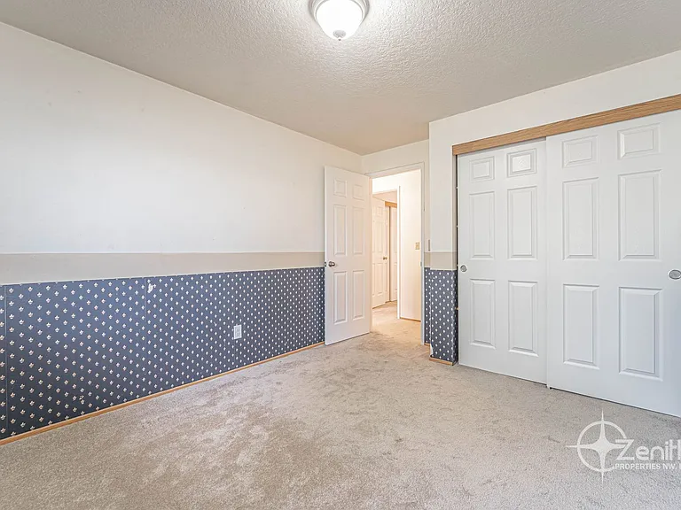 17403 NE 3rd St — Photo 17