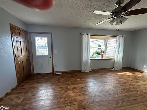 4th image of 13532 Mm Ave