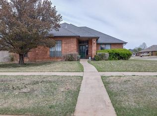 701 NW 142nd St, Edmond, OK 73013