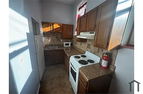 643 Fulton St #101 Photo 1