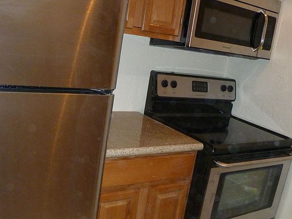 3rd image of 8600 SW 109th Ave #4-103