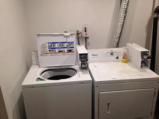 Rented by Premier Metro Realty Corp | media 38