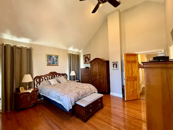 1817 Madison Place image 16 of 29