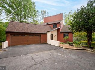 111 Harvey Ln, Chadds Ford, PA 19317