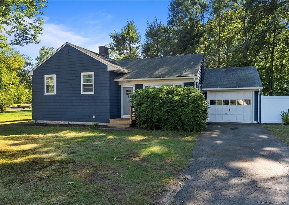 1st image of 52 Tennyson Ave
