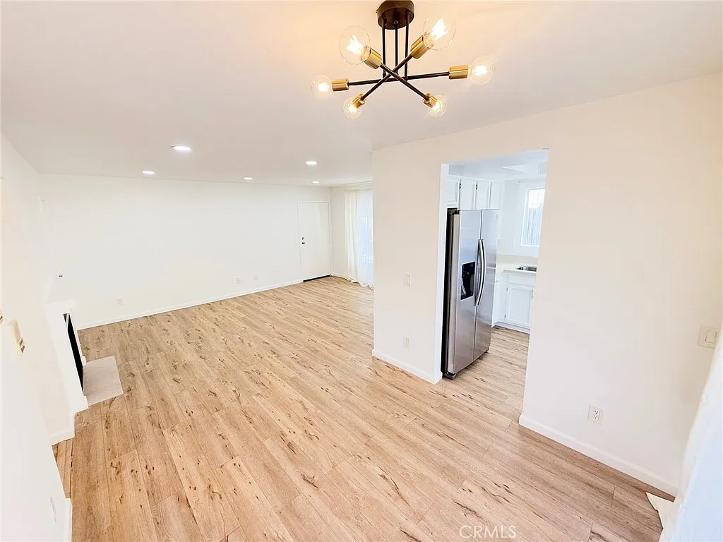 2 bed, 1250 sqft, $3,995 — Photo 3