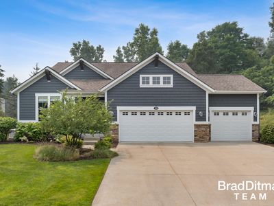 539 W Abbey Mill Dr SE, Ada, MI, 49301