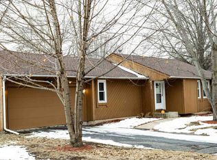 3071 Breezeway Dr, Rockford, IL 61109