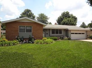 1948 E Rosebrier St, Springfield, MO 65804