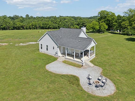 4th image of 53 Bevelheimer Ln