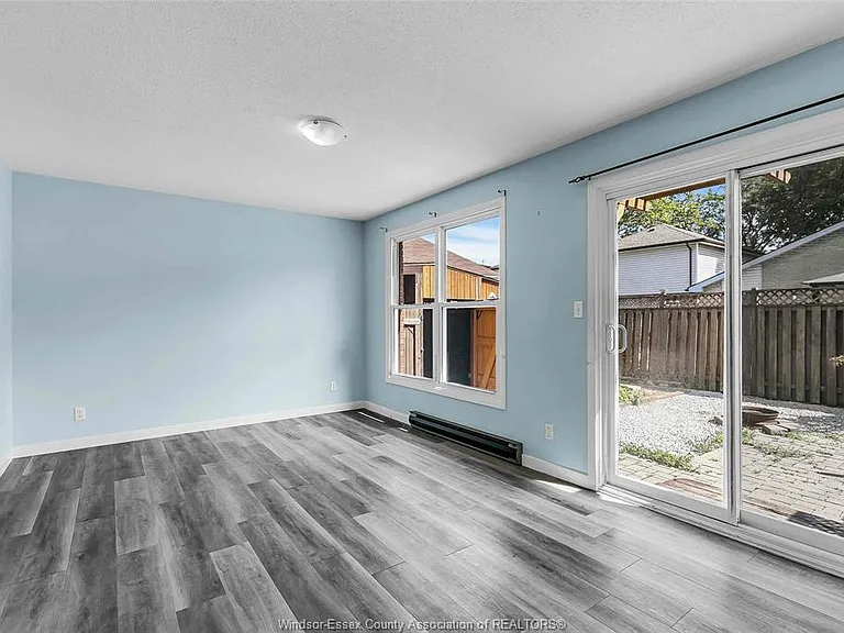9015 Copperfield Ct — Photo 4