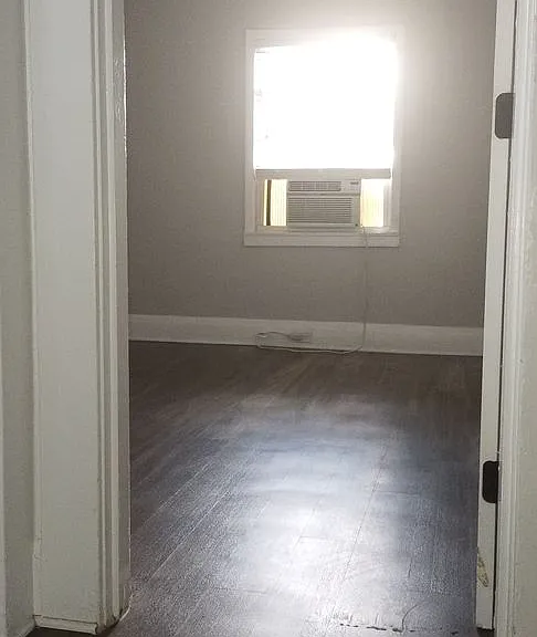 705 W Bay St — Photo 9