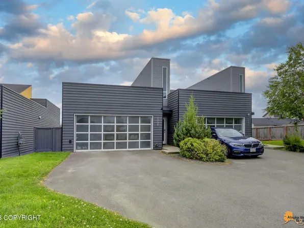 1308 Northbluff Dr #1B, Anchorage, AK 99501