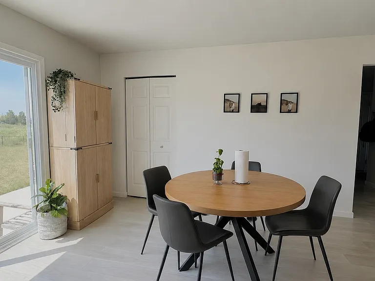 2050 Orlov Dr — Photo 9