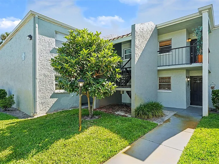 2845 Somerset Park Dr #101 — Photo 19
