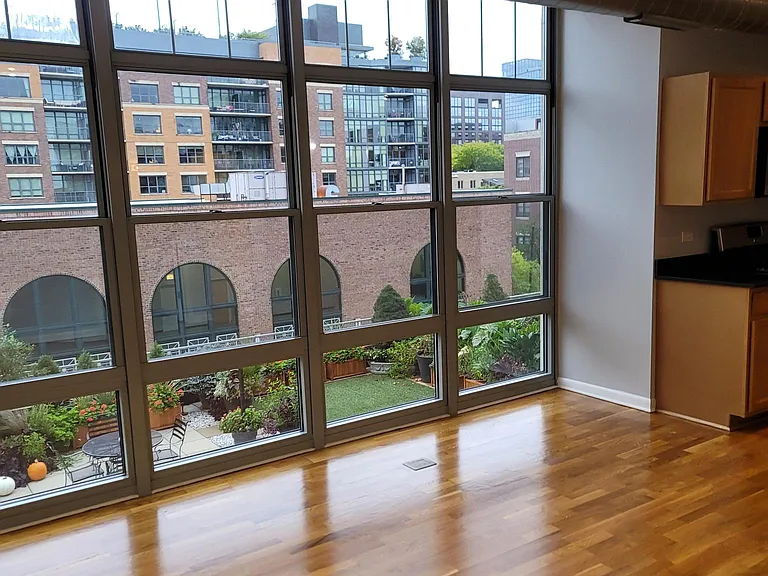 1200 W Monroe St #420 — Photo 54