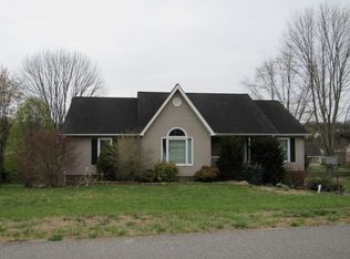 128 Judson Dr, Gray, TN 37615