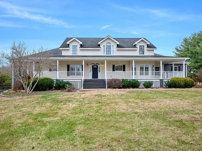 1576 Old Hillsboro Rd — Photo 3