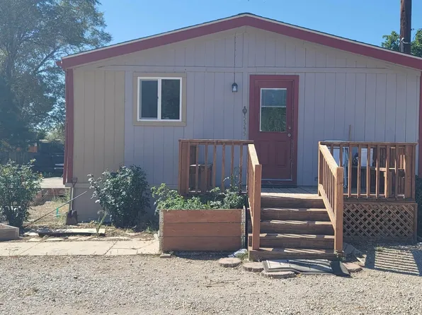 5345 Slope Dr, Sun Valley, NV 89433