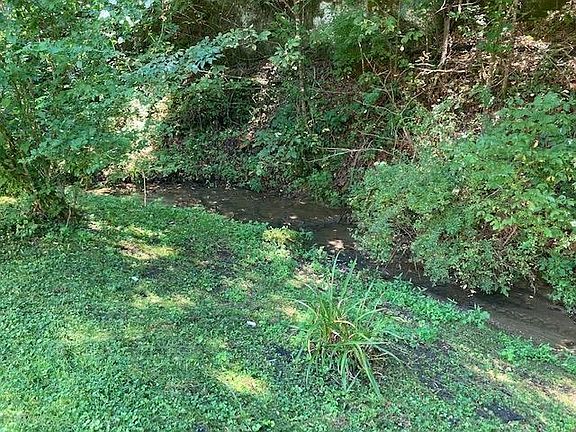 4th image of 438 Thistle Ln