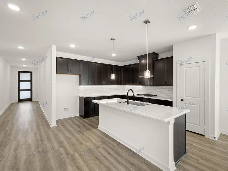 225 Whitetail Dr — Photo 11