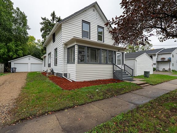 2nd image of 415 3rd Ave S