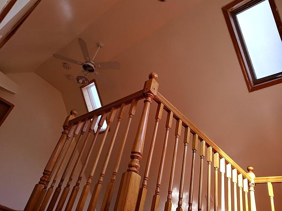 Sky light ceiling windows for star gazing and well lighted r