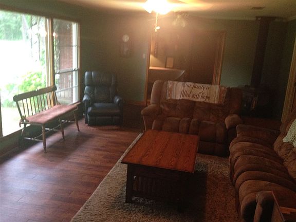2nd image of 852 County Road 171 W