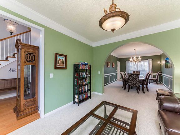 4th image of 1603 Barrywood Cir W