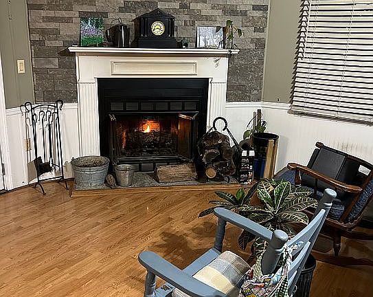 3rd image of 2531 Halls Valley Dr
