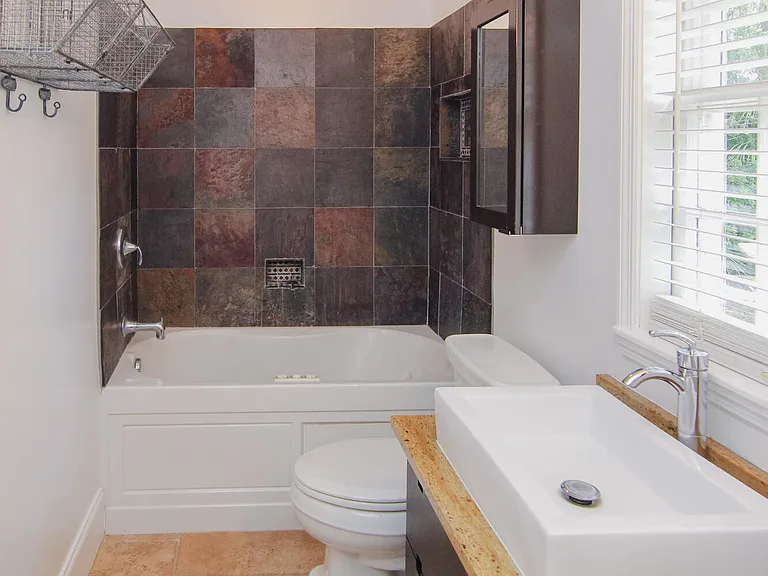 1207 Pine Ave — Photo 36