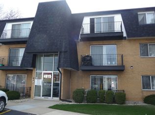4815 W 109th St, Oak Lawn, IL 60453