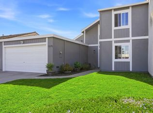 1075 Sherman Dr, Salinas, CA 93907