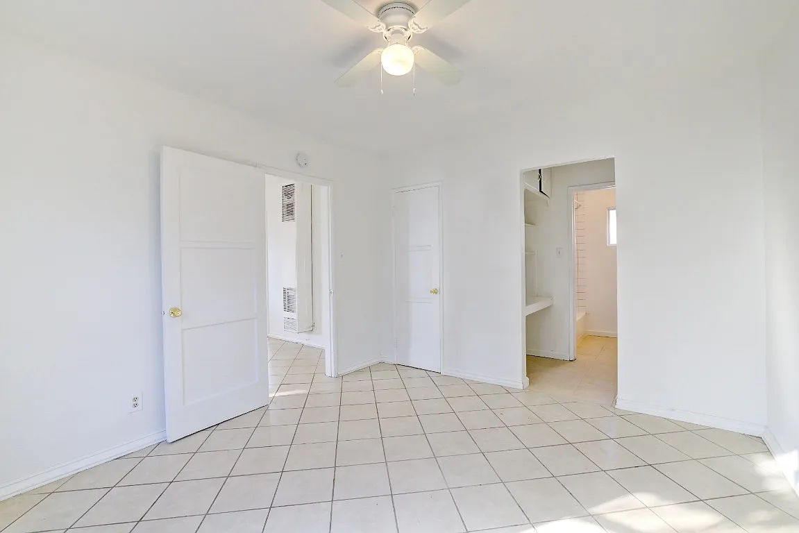 1 bed, 826 sqft, $1,800 — Photo 4