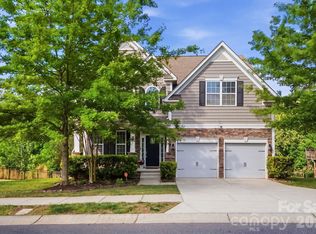 9407 Inverness Bay Rd, Charlotte, NC 28278