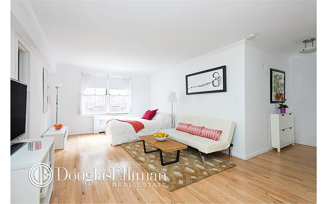 Sold by Douglas Elliman | media 7
