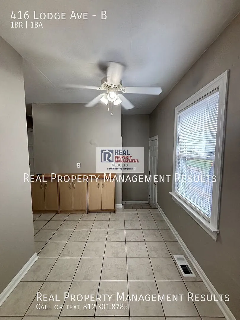 Convenient East Side Apartment - Walking Distance to Local Amenities — Photo 4