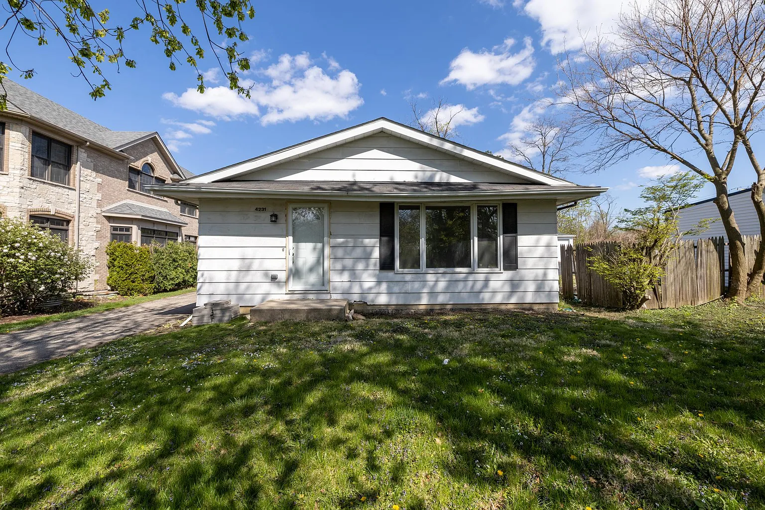 4231 Belleaire Ln photo 1