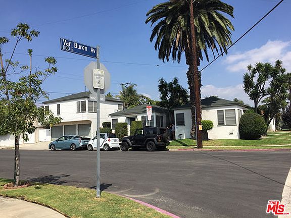 2nd image of 2890 Grandview Ave