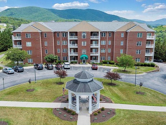 2nd image of 4448 Pheasant Ridge Rd #304