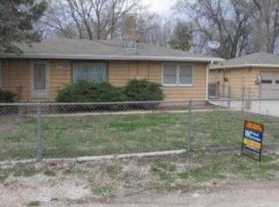 24404 Crown Point Ave, Valley, NE 68064