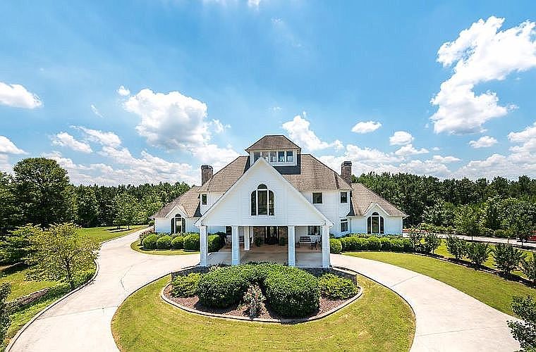Home centered on 28.5 acres