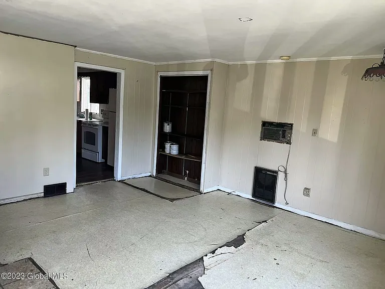 83 Prospect Ave — Photo 7