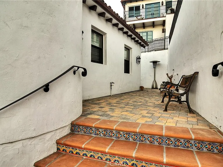 33792 Granada Dr — Photo 3