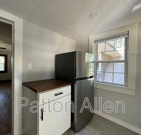 24 Majestic Ave #4 — Photo 10
