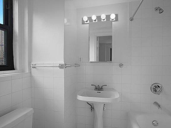 4th image of 253 W 72nd St APT 1508