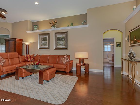 5th image of 1415 Areca Palm Dr